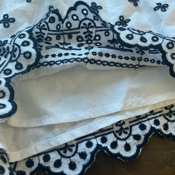 Abercrombie and Fitch Linen blend embroidered Set - Picture 13 of 14